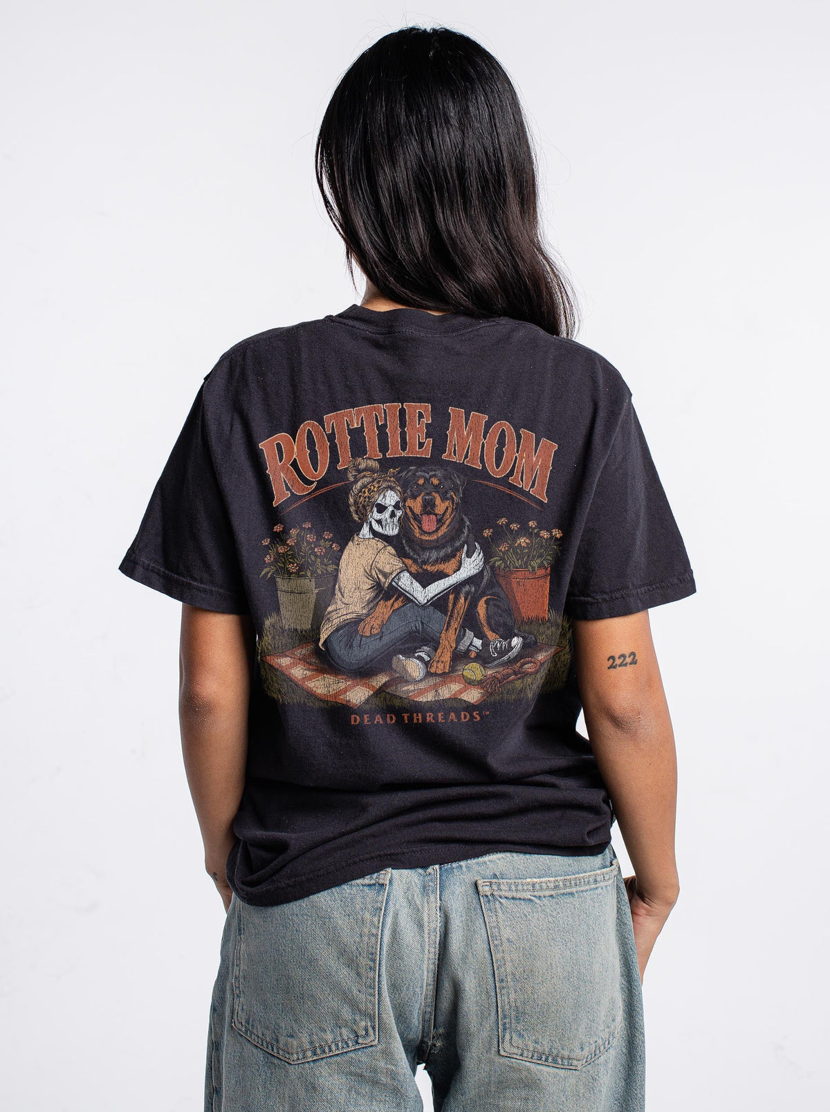 ROTTIE MOM - “DT ESSENTIAL" PREMIUM T-SHIRT – T-Shirt – Dead Threads Apparel