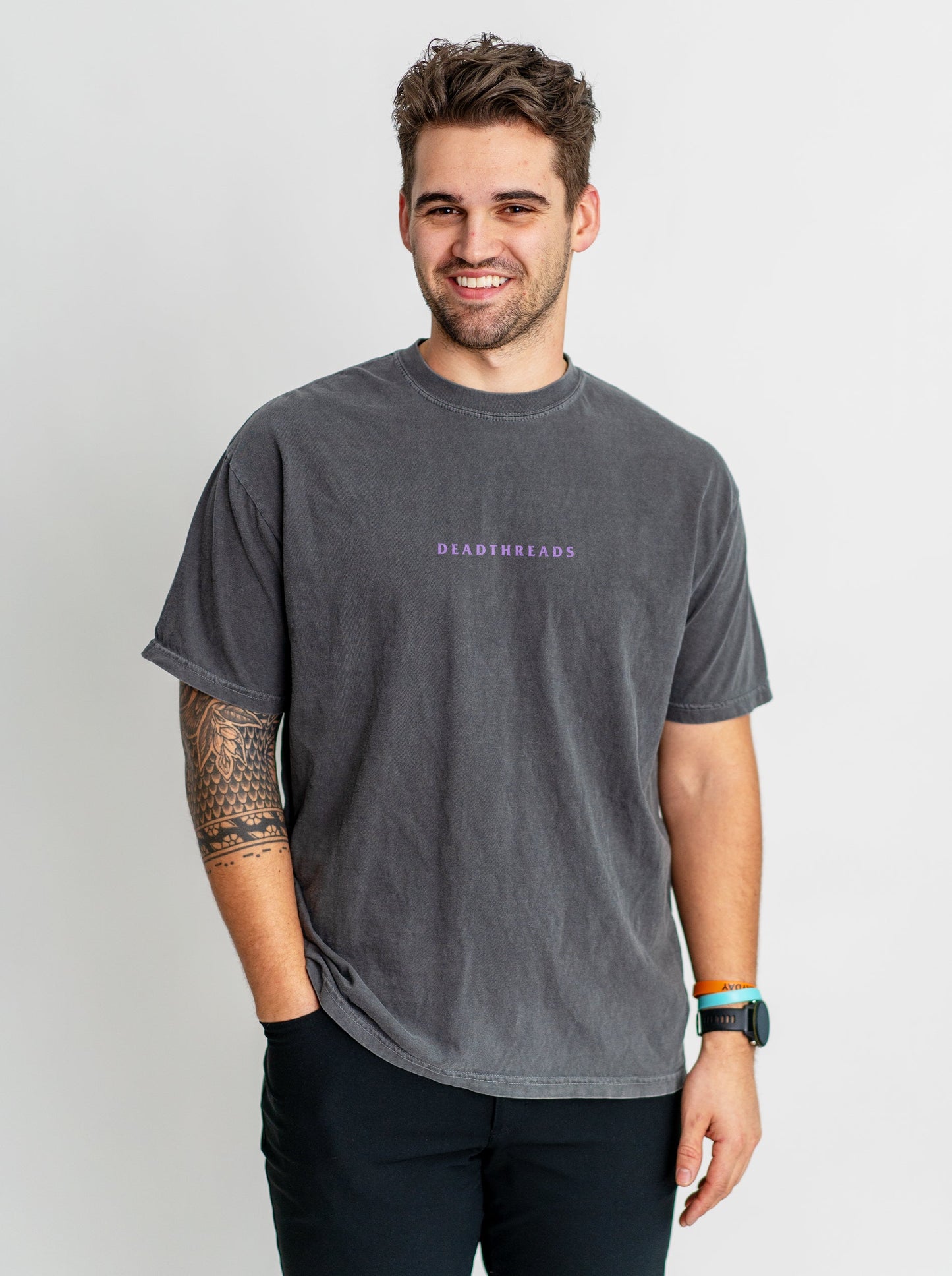 SACRAMENTO BASKETBALL - “DT ESSENTIAL" PREMIUM T-SHIRT – T-Shirt – Dead Threads Apparel