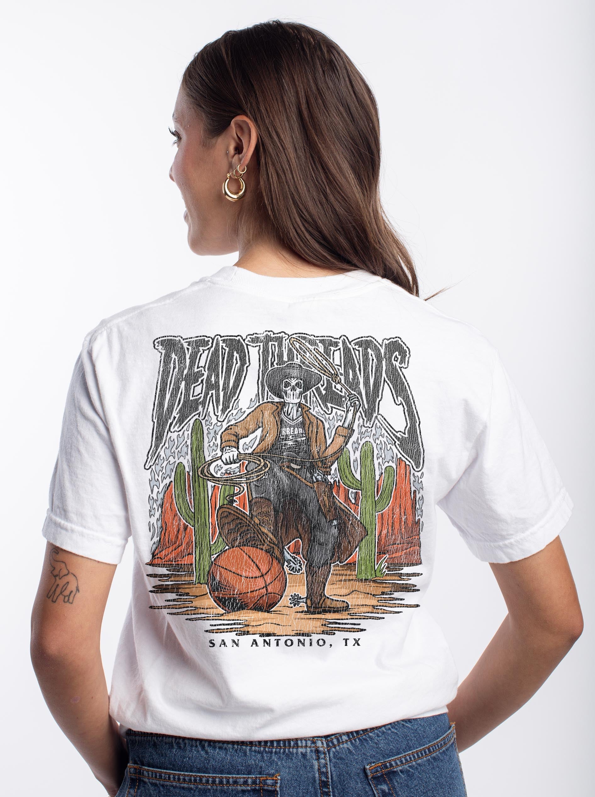 SAN ANTONIO BASKETBALL - “DT ESSENTIAL" PREMIUM T-SHIRT – T-Shirt – Dead Threads Apparel