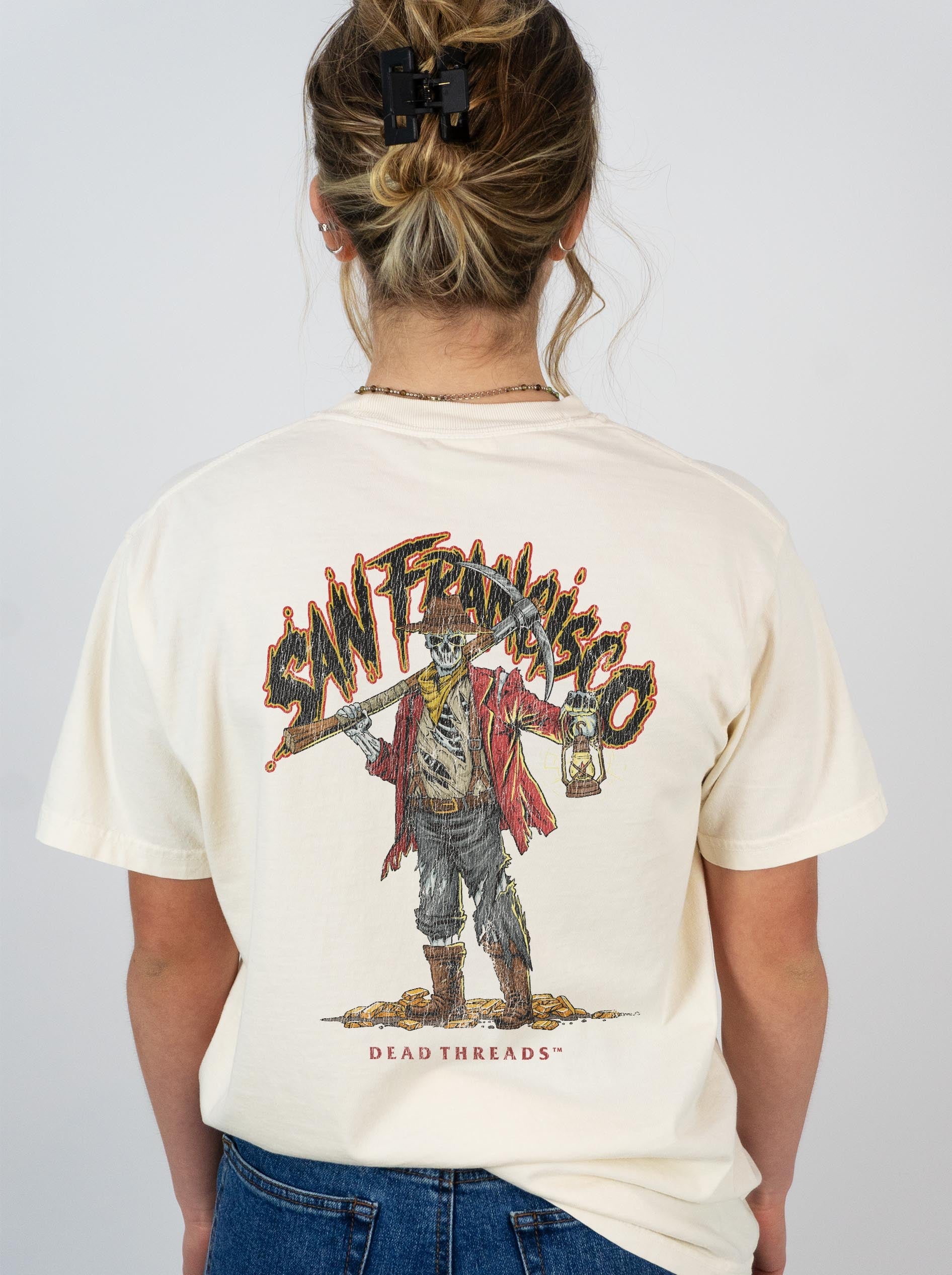 SAN FRANCISCO FOOTBALL v2 - “3 SKULL” PREMIUM T - SHIRT – T-Shirt – Dead Threads Apparel