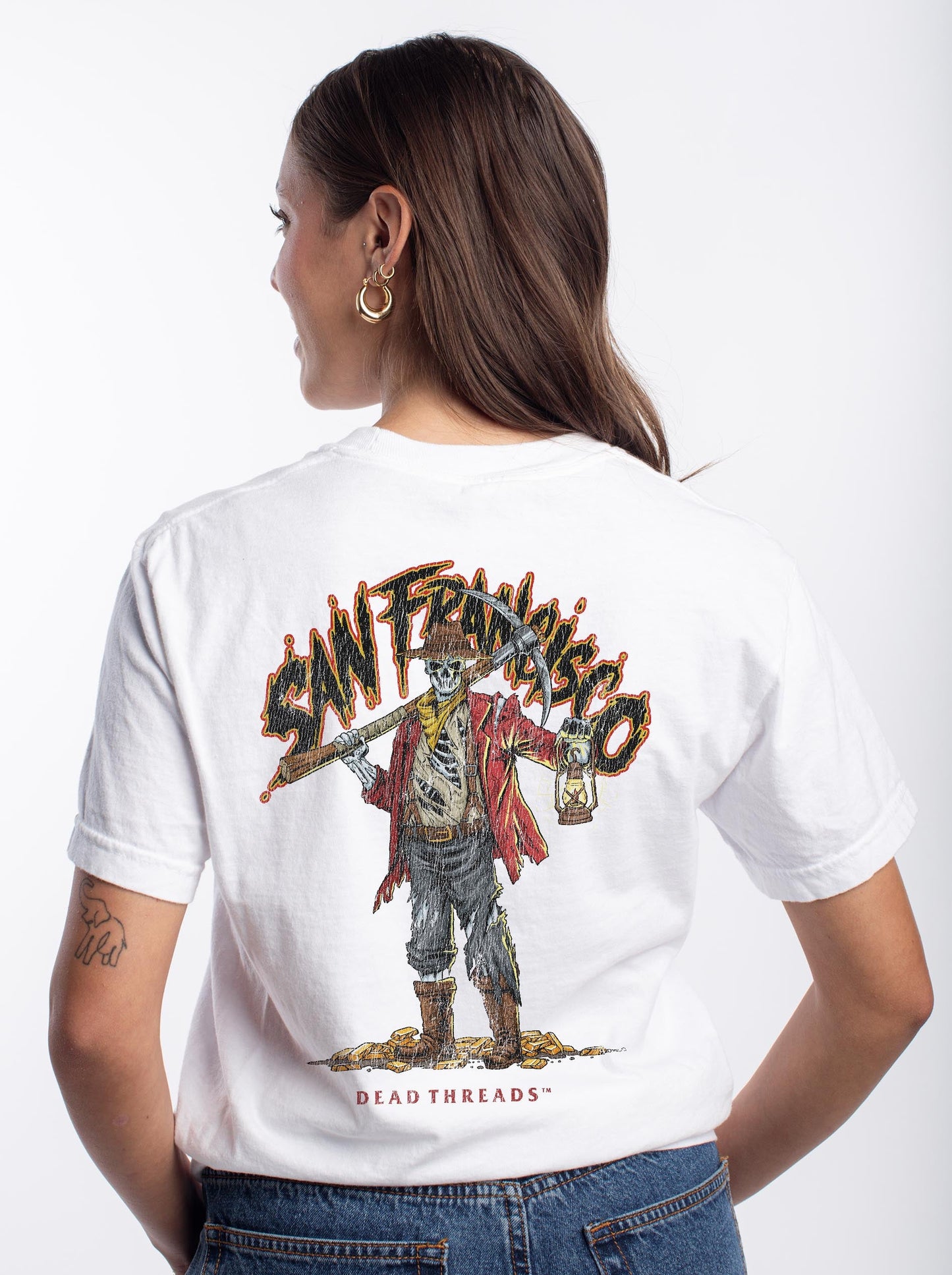 SAN FRANCISCO FOOTBALL v2 - “3 SKULL” PREMIUM T - SHIRT – T-Shirt – Dead Threads Apparel
