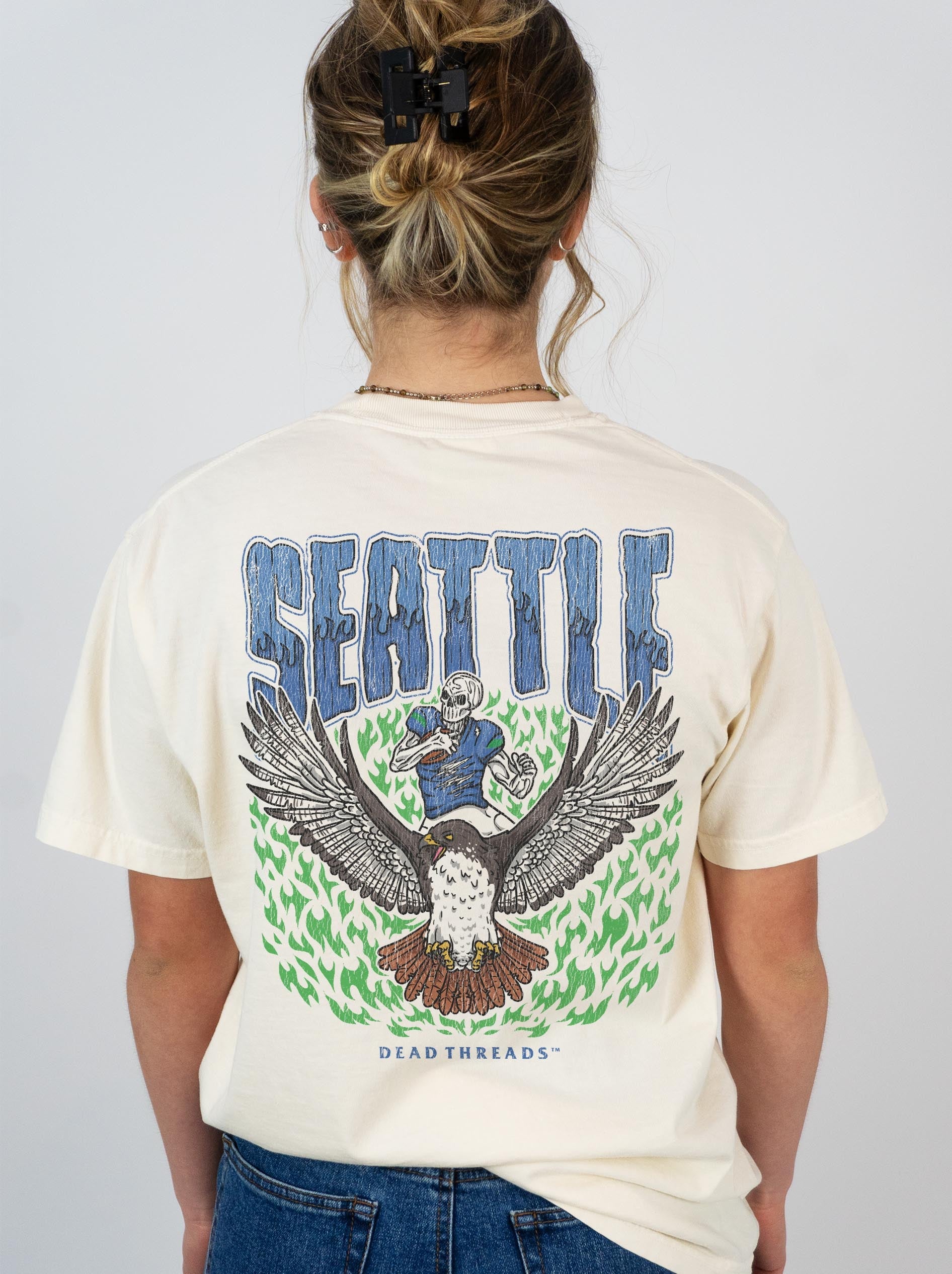 SEATTLE FOOTBALL - “3 SKULL” PREMIUM T - SHIRT – T-Shirt – Dead Threads Apparel