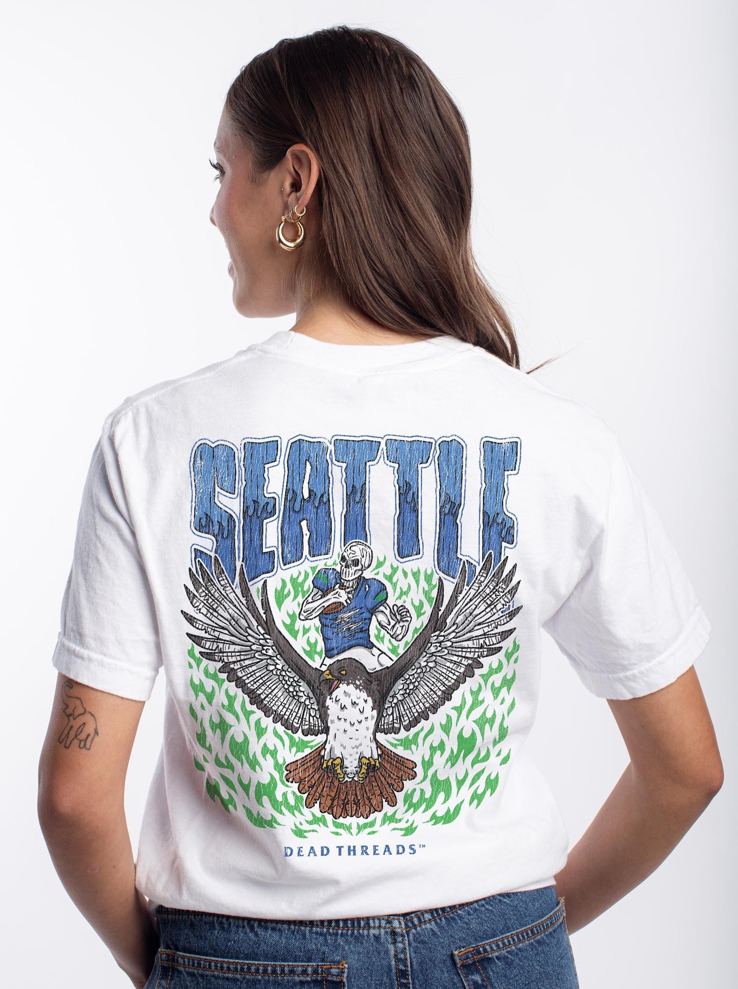 SEATTLE FOOTBALL - “DT ESSENTIAL" PREMIUM T - SHIRT – T-Shirt – Dead Threads Apparel