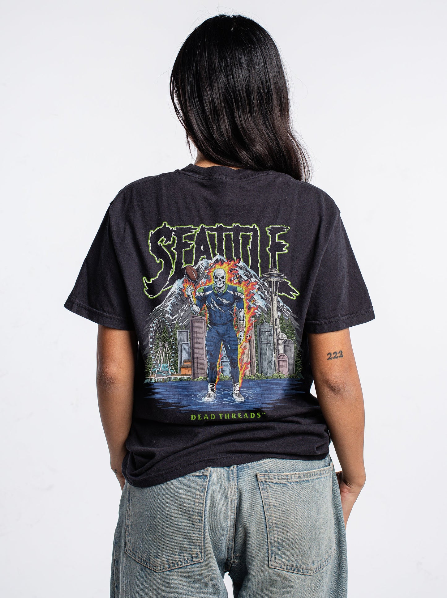 SEATTLE FOOTBALL v2 - “DT ESSENTIAL" PREMIUM T - SHIRT – T-Shirt – Dead Threads Apparel
