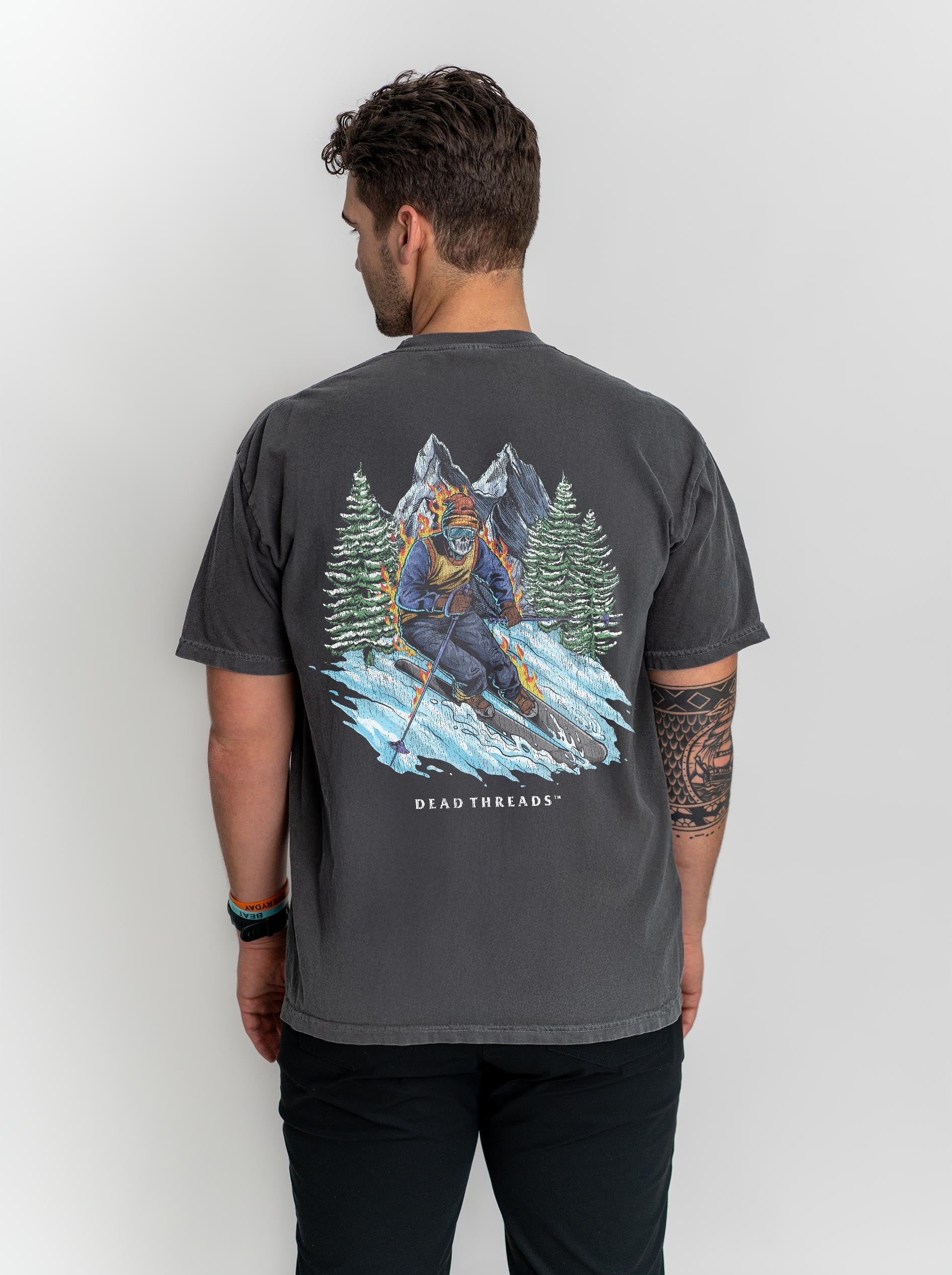 SKIING - “DT ESSENTIAL" PREMIUM T - SHIRT – T-Shirt – Dead Threads Apparel