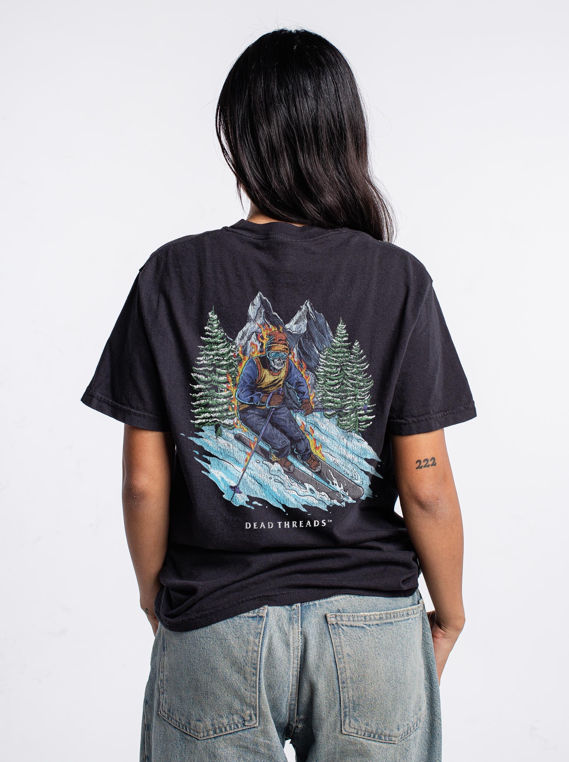 SKIING - “DT ESSENTIAL" PREMIUM T - SHIRT – T-Shirt – Dead Threads Apparel