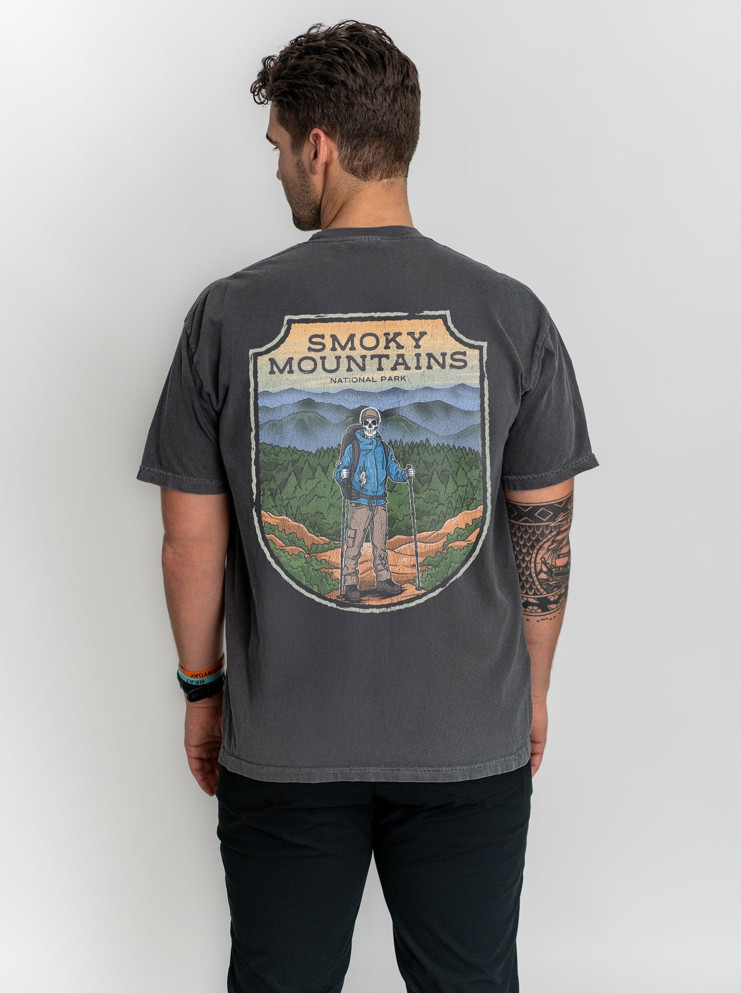 SMOKY MOUNTAINS NATIONAL PARK (MALE) - “DT ESSENTIAL" PREMIUM T - SHIRT – T-Shirt – Dead Threads Apparel