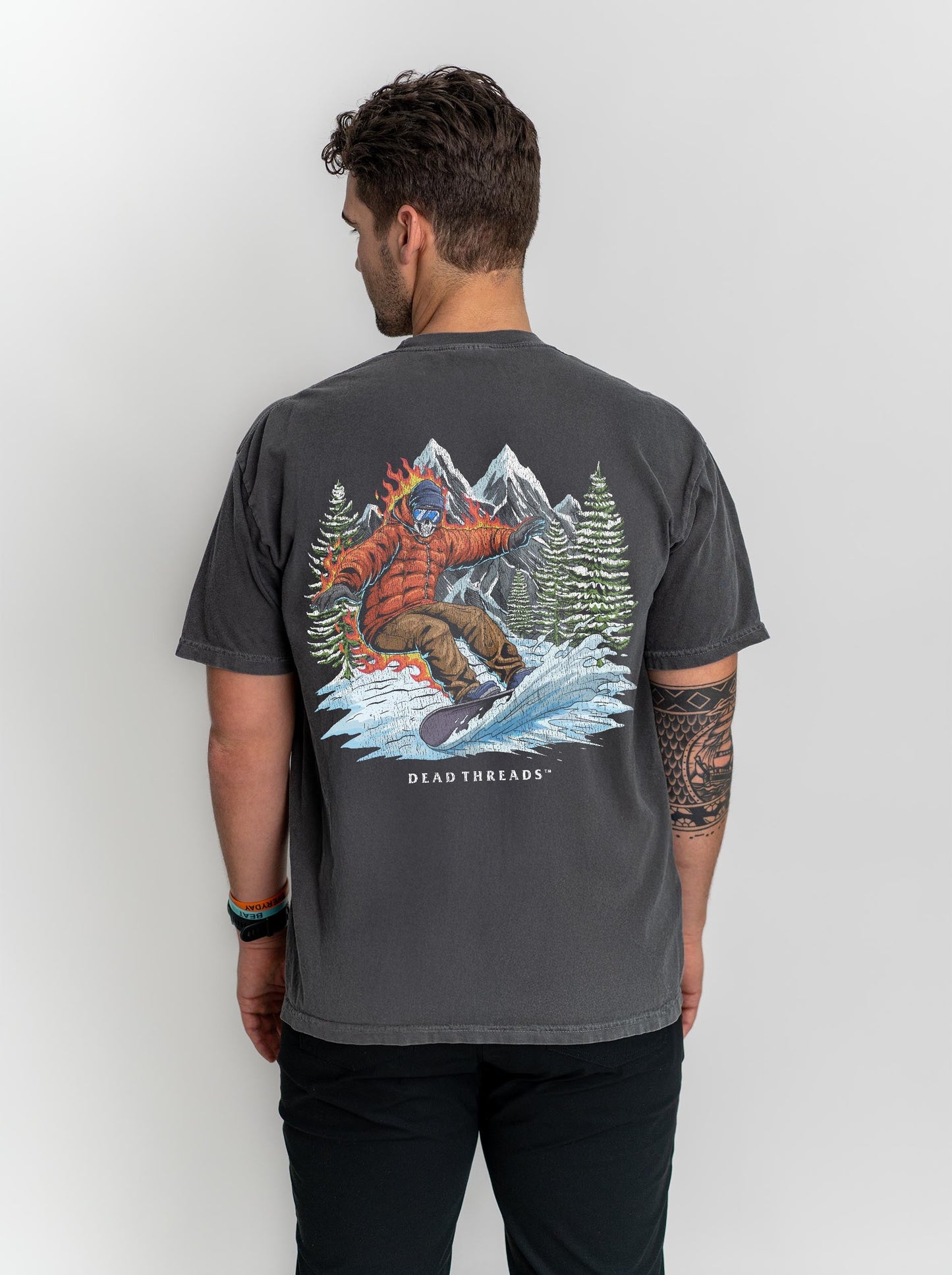 SNOWBOARDING - “DT ESSENTIAL" PREMIUM T - SHIRT – T-Shirt – Dead Threads Apparel