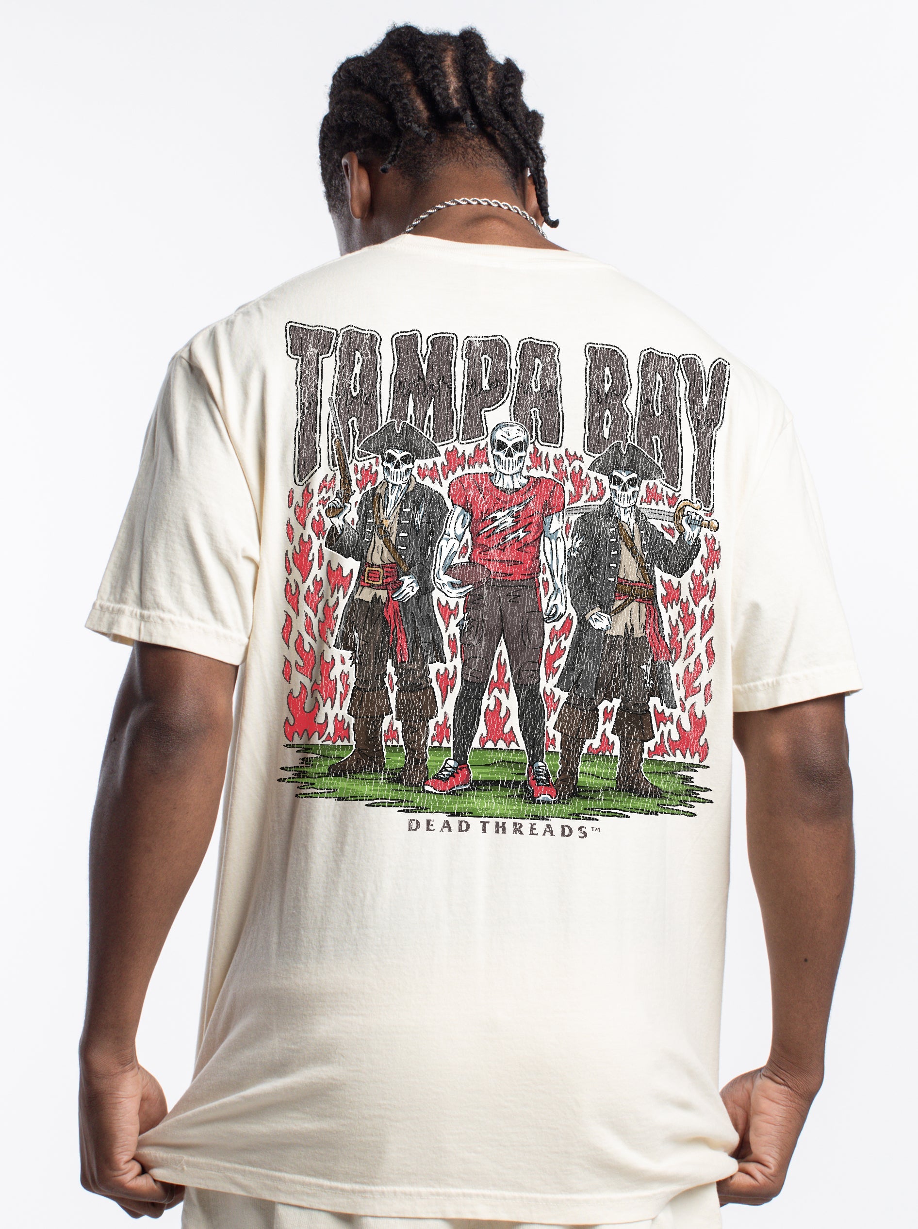 TAMPA BAY FOOTBALL v2 - “3 SKULL” PREMIUM T - SHIRT – T-Shirt – Dead Threads Apparel