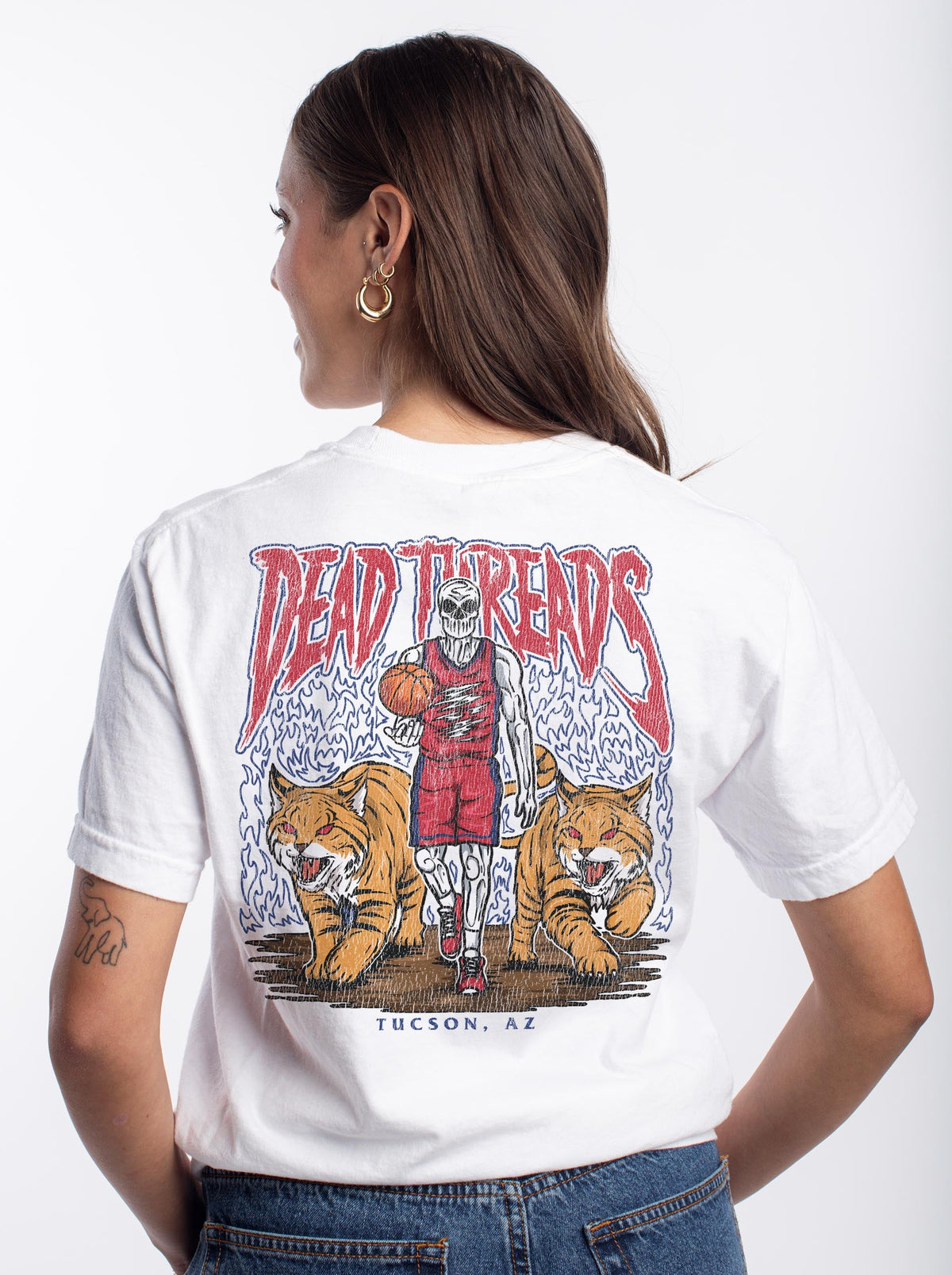 TUCSON BASKETBALL - “DT ESSENTIAL" PREMIUM T-SHIRT – T-Shirt – Dead Threads Apparel