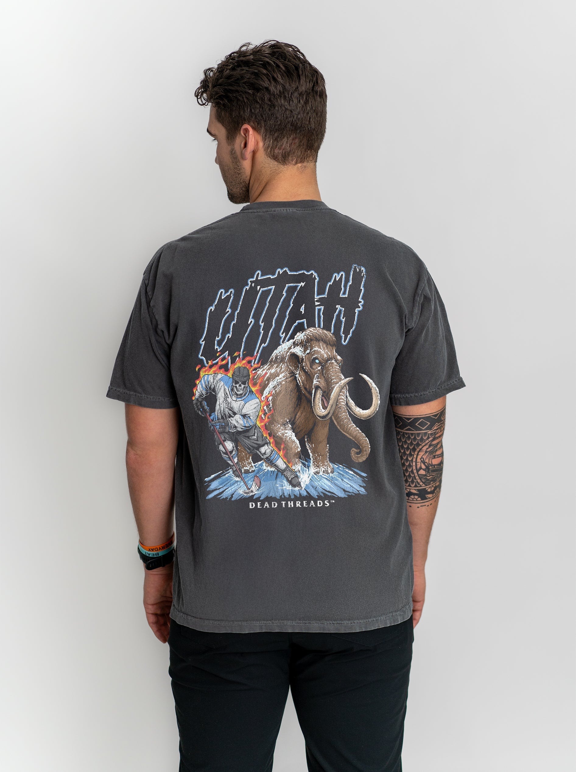 UTAH HOCKEY - “DT ESSENTIAL" PREMIUM T - SHIRT – T-Shirt – Dead Threads Apparel